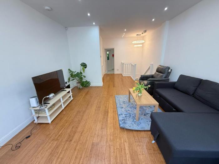 Bell Street 2 bedroom flat B