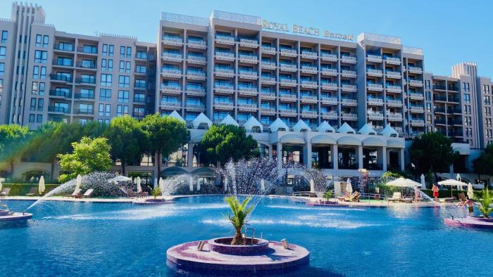 ROYAL BEACH - Private Apartments - Center of Sunny Beach