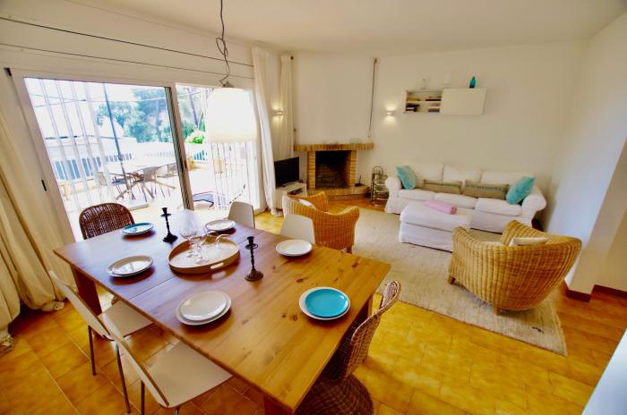 V&V LLORET-Villa Estrella, vistas al mar