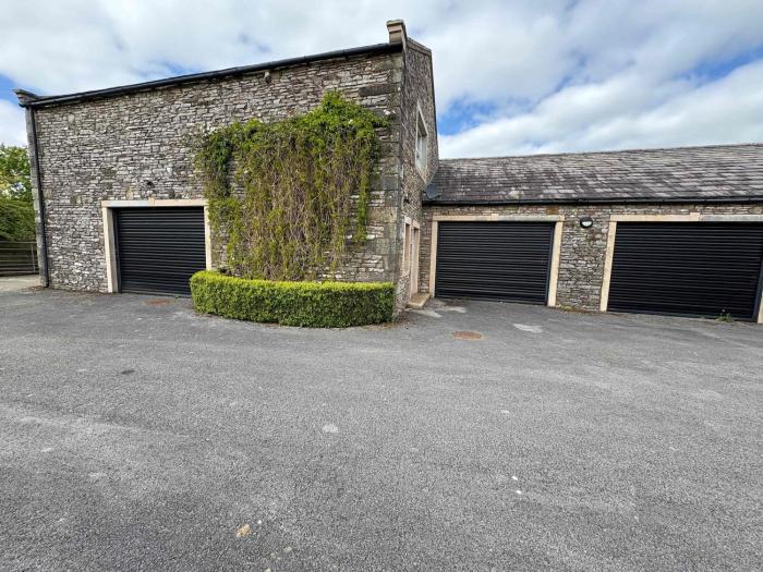 Estatesmen Lodge, Hillside Farm