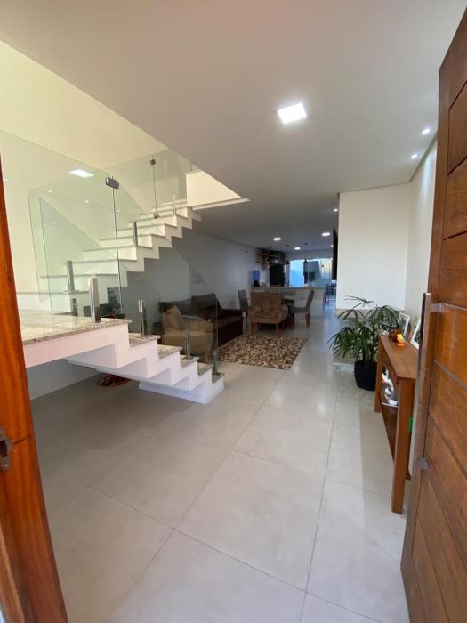 Sobrado ideal para suas férias