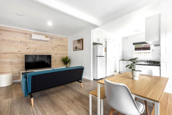 Rosebud Beachfront Haven Coastal Bliss Three