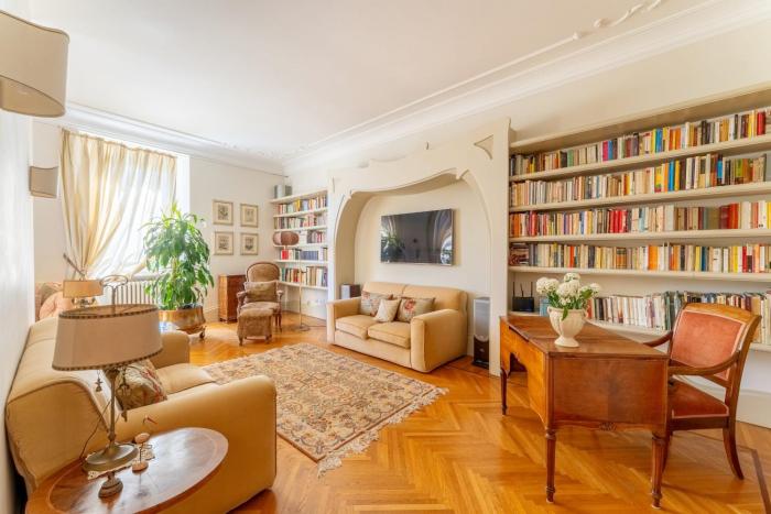 Luxury Suite Dante Elegante Appartamento di Lusso nel Cuore di Roma