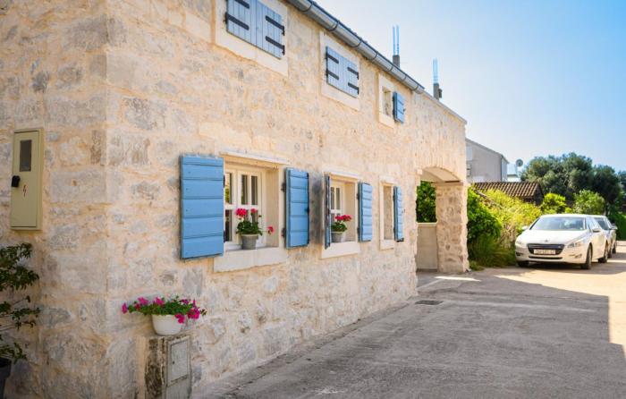 Villa Mendula -Orebic by Villas Guide