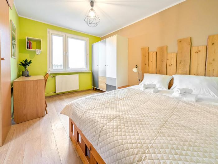 Park Skowroni Homely Apartment by BookingHost