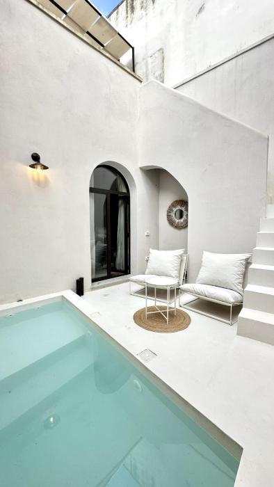 Poolside Paradise in Puglia - Il Dolce di Lecce