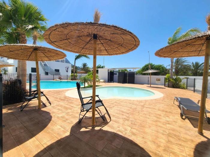 Bungalow Hidden Paradise, cerca de la playa Deveses