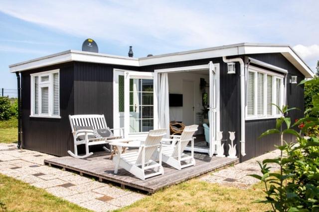 Strand-chalet Luna - 700 mtr van het strand van Ouddorp