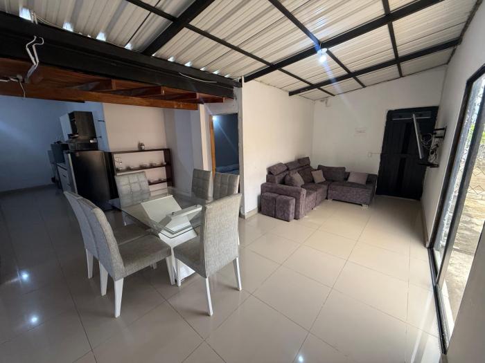 Hermoso y lujoso apartamento con excelente ubicación