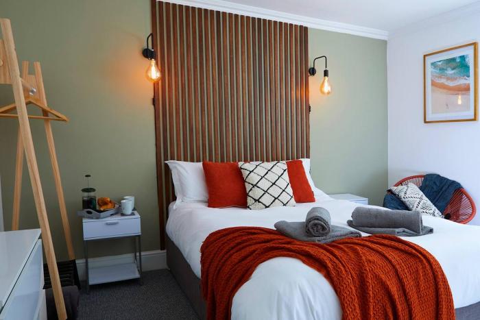 The Court Yard Apartment - Fantastic location!