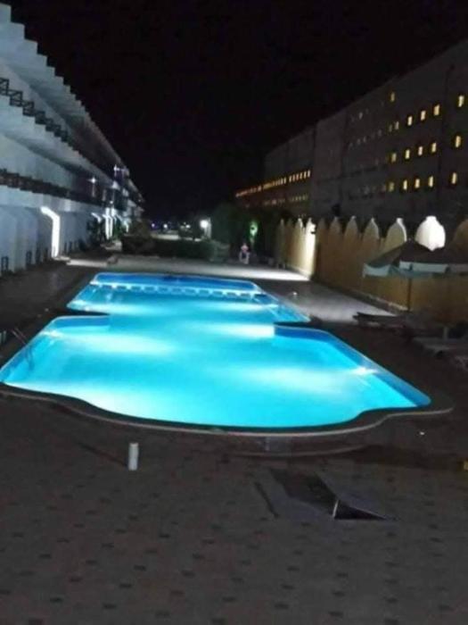 كومباوند فوكس هاوس