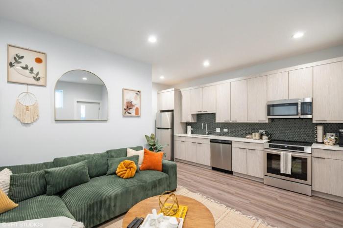 Eco Stay by UChicago, Lakefront & Hyde Park!