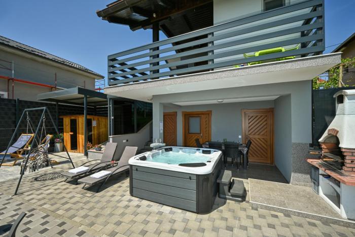 View&Wine Jacuzzi -Tuheljske toplice