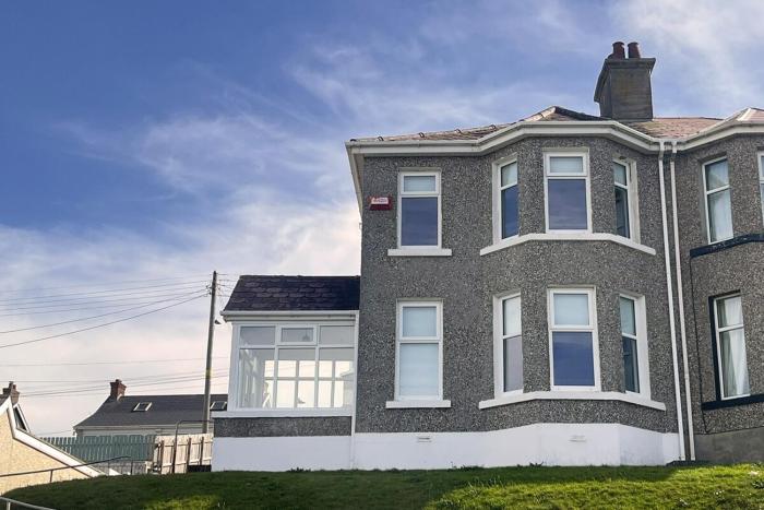 Portstewart Coastal House with a sea view