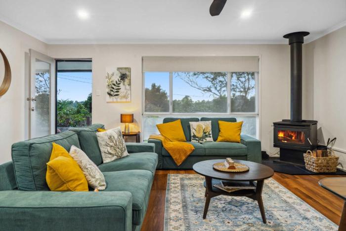 Wattle Cottage - A Stylish Hinterland Escape