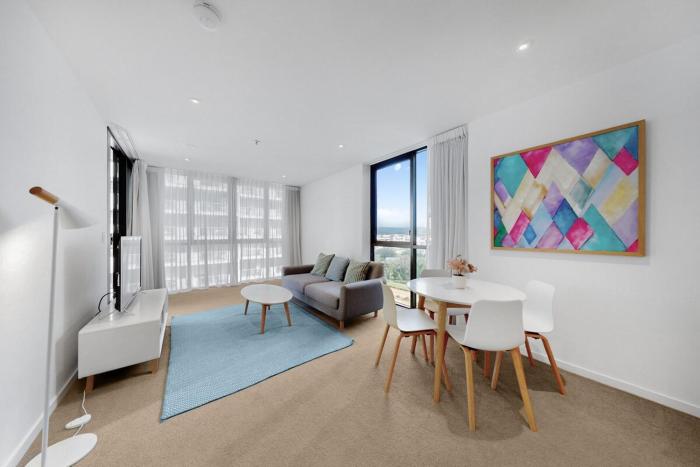 1BR PVTE Apt Casino Beach & Dining in Broadbeach