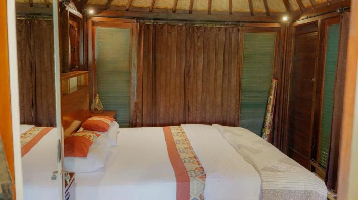 Perwira Wood Villa with 2BR Pool&Scenic View