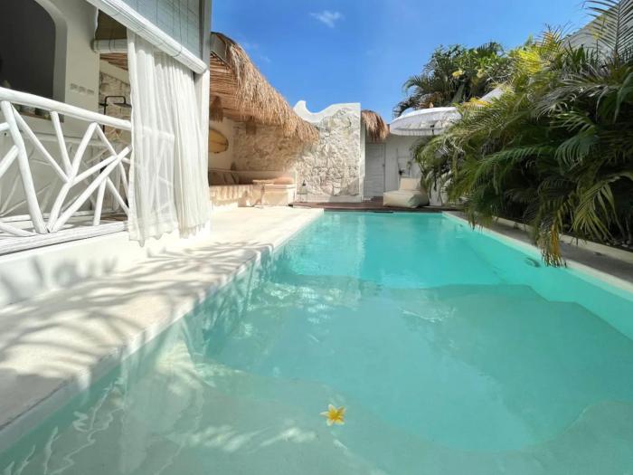 Mediterranean 2BR Tropical Villa Near Pererenan Beach, Canggu