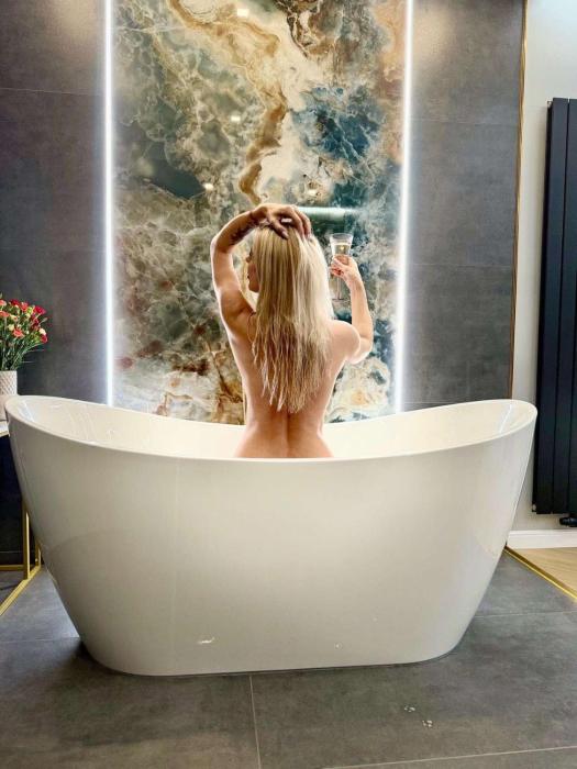 Paris in Cracow Apartment