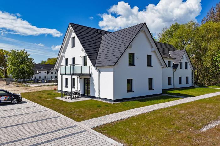 Rex Rugia FeWo15-1 mit Schwimmbad und Saunanutzung im AHOI-Erlebnisbad Sellin