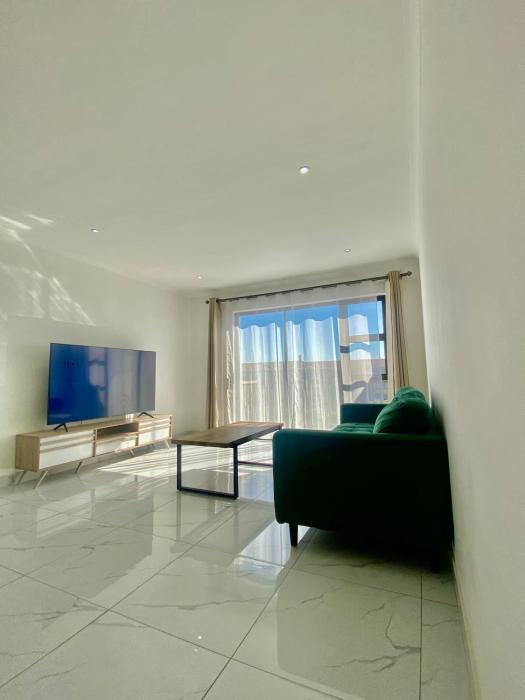 Chill & Cozy shared apartment with Michael