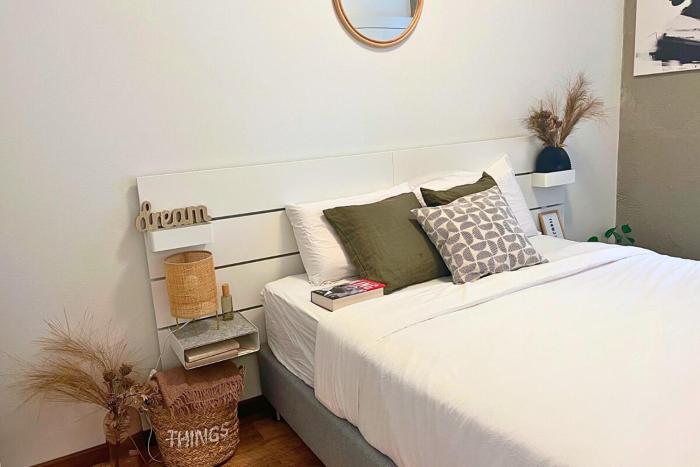 Classy Central airport apartment