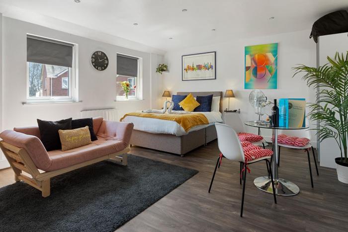 City Centre Studio Apartments - Baxter Apartment - Short Stays UK Ltd
