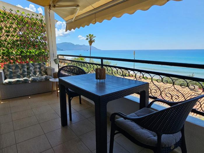 Corfu Glyfada Beach Apartment 23