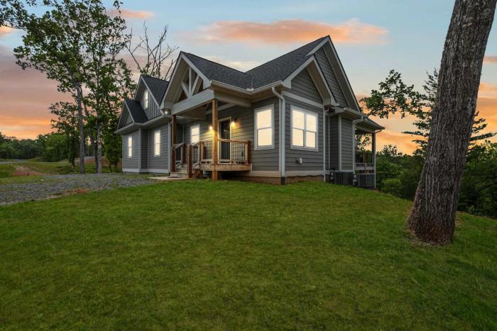 Modern Mountain Home with River Access