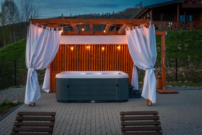 Skwirutowe Wzgórze - Domki - Jacuzzi - Sauna