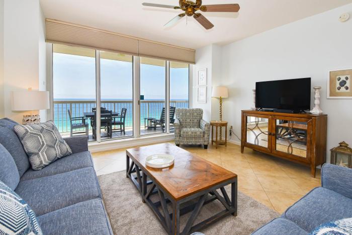 Silver Beach Towers W1202