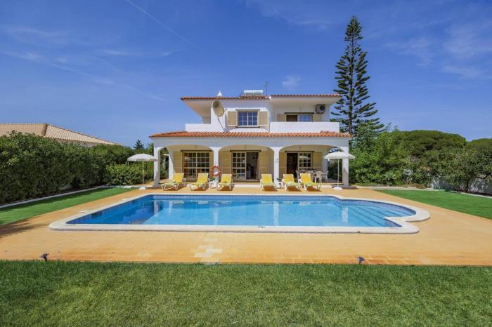 Villa Casa Lourenco by Villa Plus