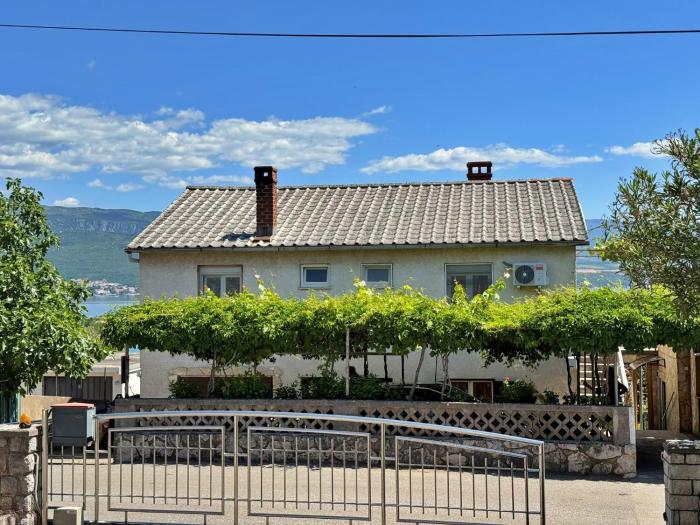 Apartments with parking space Silo, Krk - 18724