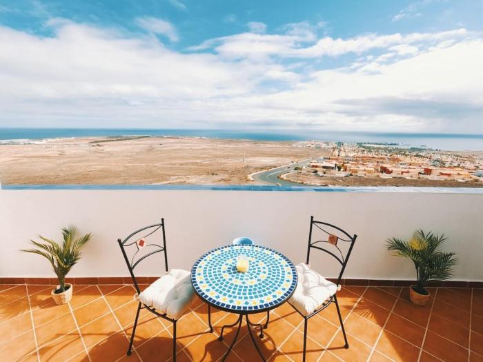 Los Alisios Chalet, íntimo y con vista océano