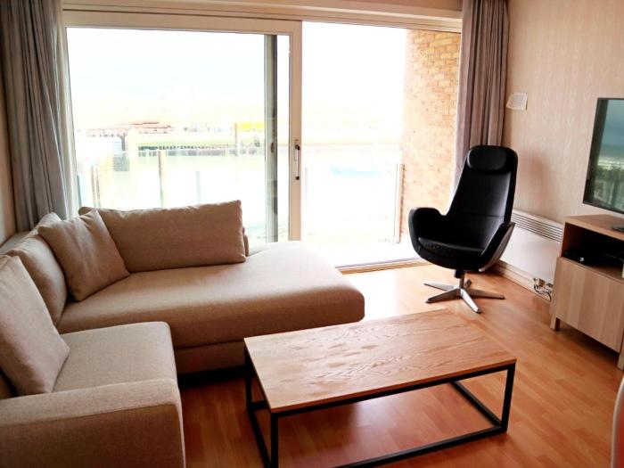 Nieuwpoort Apartment near Sandy Beaches