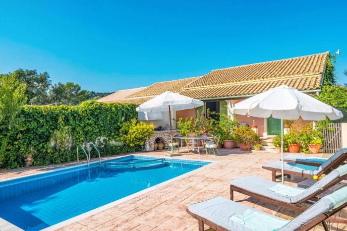 Villa Maistro Cottage by Villa Plus