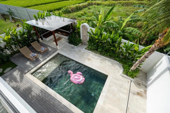 Charming Minimalist 2-Bedroom Villa with Private Pool