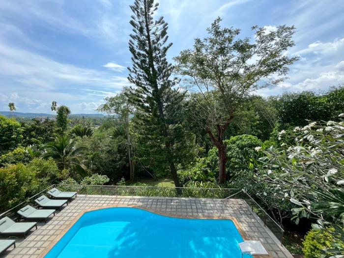 Thara Bayview Villa, SHA Certified