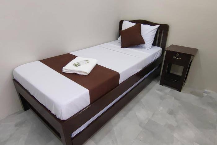 Jmorino Pension House Palawan City Center