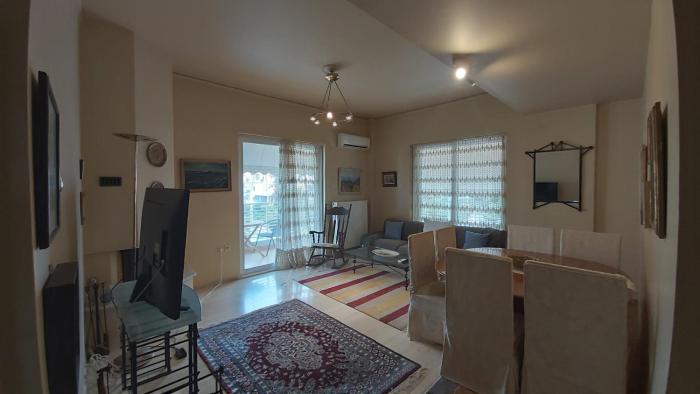 Cozy apartment in great neighborhood