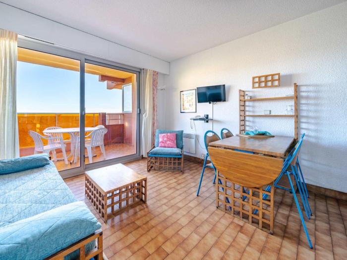 Appartement 8 personnes avec kitchenette équipée et Wi-Fi - FR-1-827-3