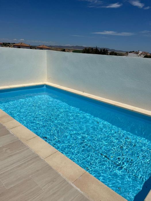 Ático dúplex con piscina privada en Vera Playa