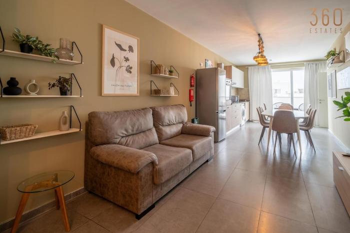 One of a kind 5BR penthouse - Fully equipped with AC by 360 Estates