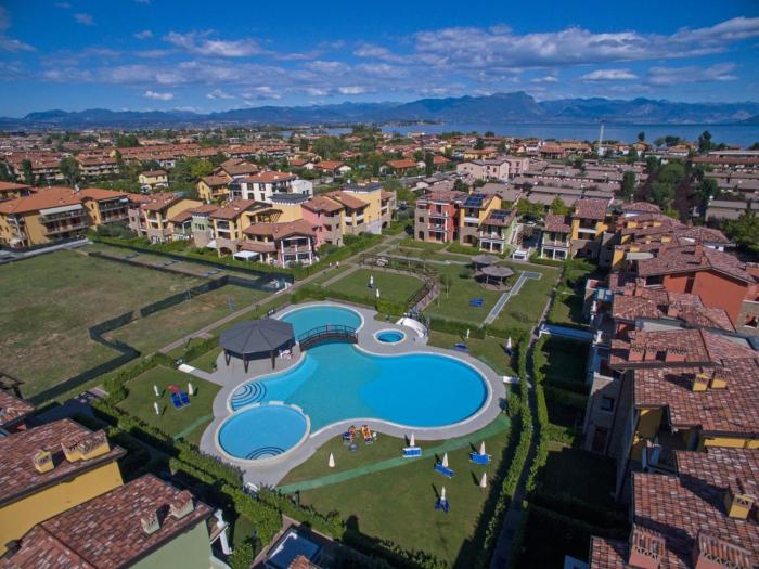 Giardino dell Anima by Bookinggardalake