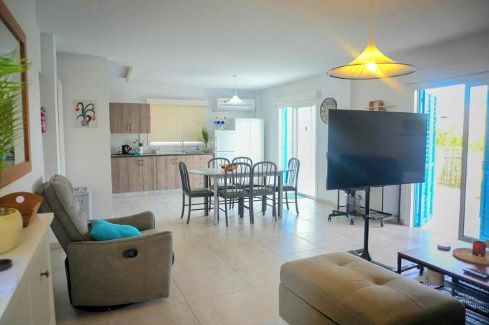 Kapparis Avenue Beach Apartment