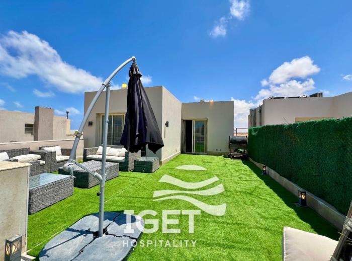 upper chalet with roof in hacienda bay جنيور شاليه فى هاسيندا باى بروف exh5