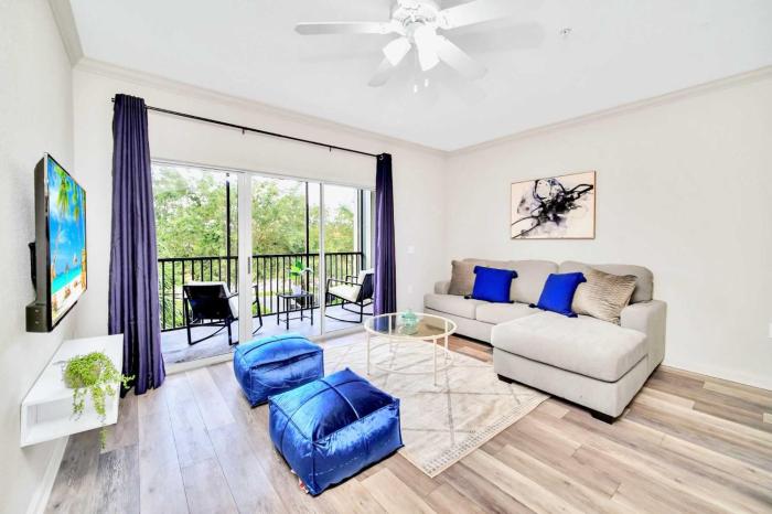2BR Queen bed Condo - Pool - Near Disney