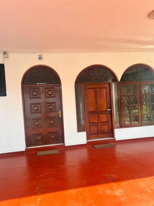 Semi luxury apartments in Sr Lanka