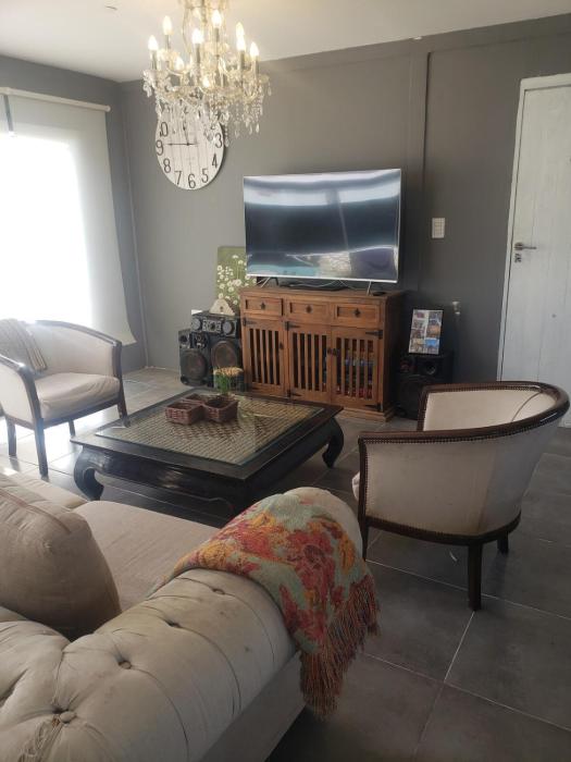 Modera y cómoda casa