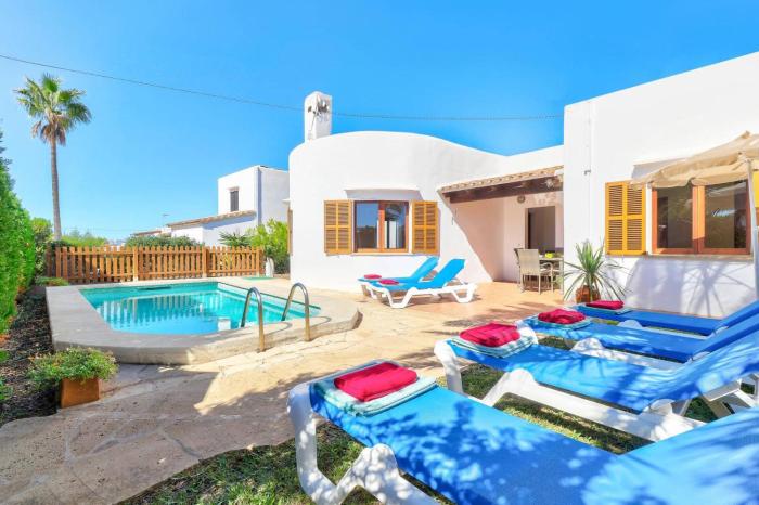 Villa Antonia Sol by Villa Plus